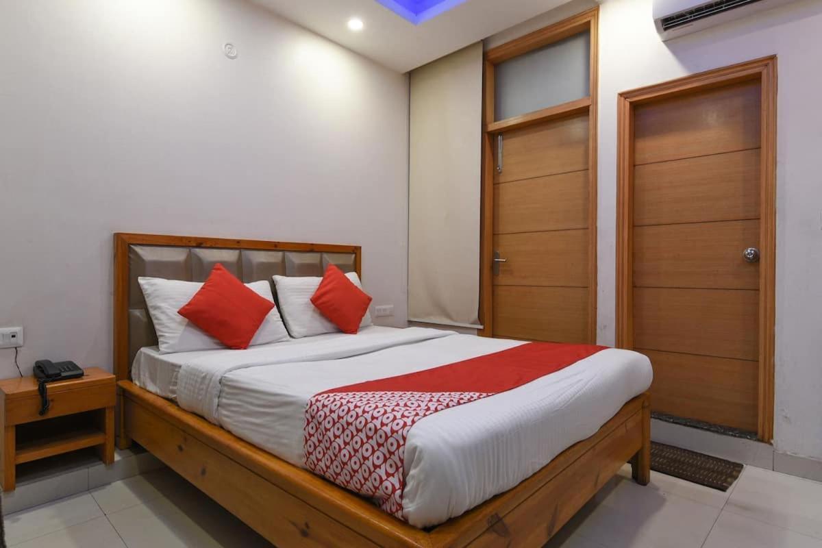 Royal Residency Hotel New Delhi