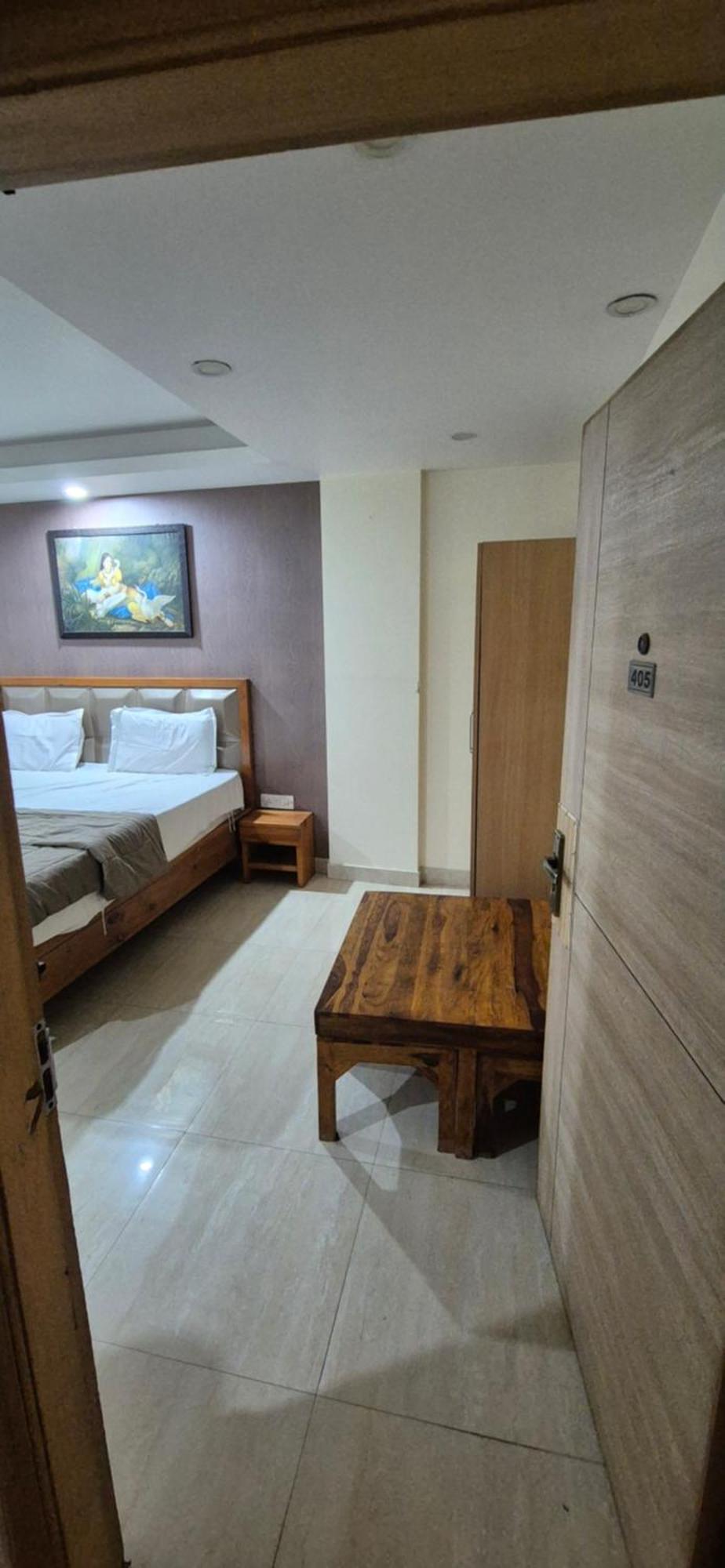 Hotel Royal Residency